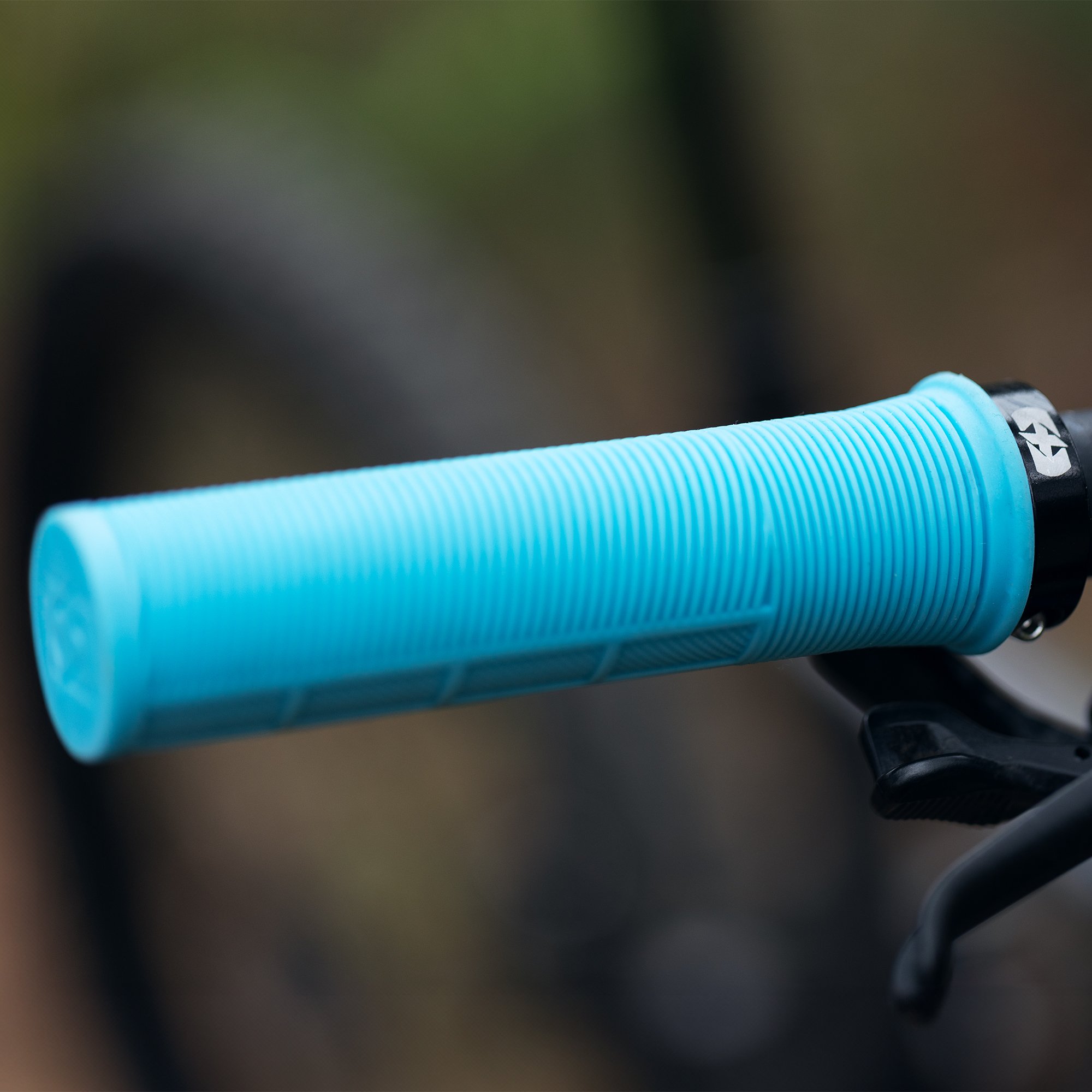Oxford Driver Lock on MTB Grips Turquoise Oxford Products